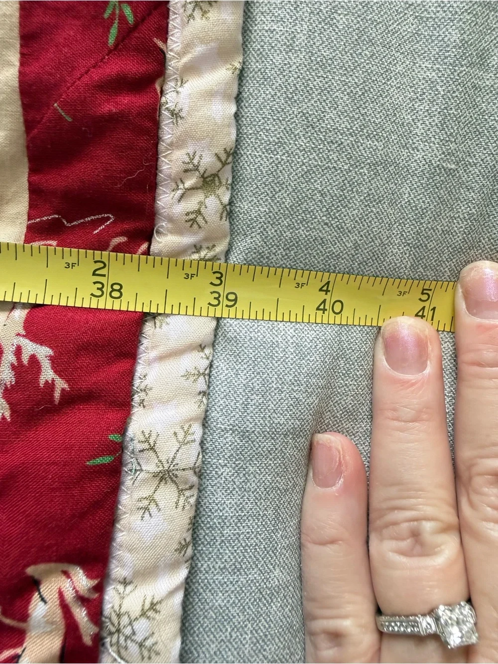 Handmade Holiday Star Quilt Table Runner - Red and Cream